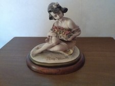 Statuina porcellana capodimont usato  Campobasso