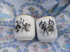 Tasses anciennes porcelaine d'occasion  Tournay