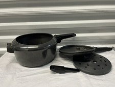 Panela de pressão Futura compatível com indução, 4 litros, aço inoxidável comprar usado  Enviando para Brazil