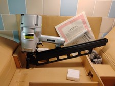 Strip nailer hitachi d'occasion  Expédié en Belgium