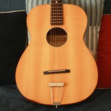 Crucianelli C20 vintage acoustic guitar Italy 1974 OM short scale comprar usado  Enviando para Brazil