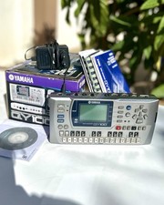 Yamaha qy100 workstation usato  Fermignano