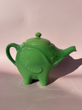 Théière éléphant vert d'occasion  Capendu