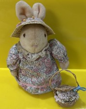 Vintage avon mrs. for sale Vintage avon mrs. for sale  BEDFORD