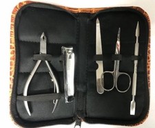 Manicure pedicure kit d'occasion  Expédié en Belgium