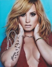 Foto autografada assinada por Demi Lovato Demi 8x10"  comprar usado  Enviando para Brazil