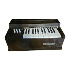 Magnus electric chord for sale  Danville