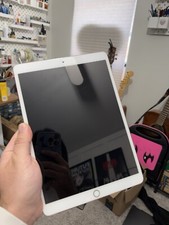 Ipad pro 10.5 for sale  Pasadena