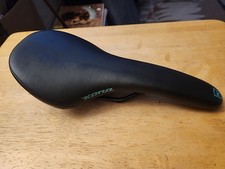 Selim de bicicleta de estrada KONA ~ 314 GR ~ 140mm x 260mm PRETO, EX/EX, usado comprar usado  Enviando para Brazil