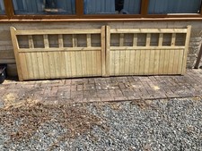 Two cottage style for sale  BOSTON