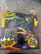 Batman & Robin Clássico Série de TV Cintura Alta Base Prateleira Parede DC Comics comprar usado  Enviando para Brazil