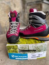 Scarponi trekking scarpa usato  Bee