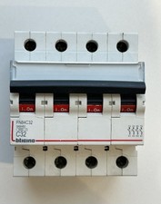 interruttore magnetotermico 32 usato  Traona
