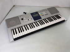Yamaha psr e323 for sale  READING