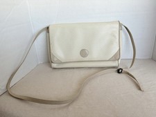 Antiga Bolsa de Ombro Liz Claiborne Anos 80 Bege Sobre Branco Logotipo Couro Preppy PVC A comprar usado  Enviando para Brazil
