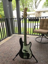 Baixo Fender Precision 2010 fabricado no México. comprar usado  Enviando para Brazil