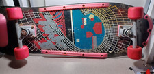 Novo em Plástico Thrill Seeker Gráfico Skate Neon Rosa Cabide de Parede, usado comprar usado  Enviando para Brazil