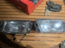 Coppia fari anteriori usato  Porto Mantovano