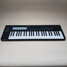 Usado, Controlador de teclado Launchkey Novation MIDI LANCHKEY-49 comprar usado  Enviando para Brazil