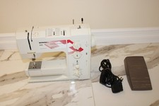 Nice bernina 1010 for sale  Seattle
