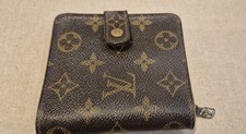 Louis vuitton compact for sale Louis vuitton compact for sale  READING