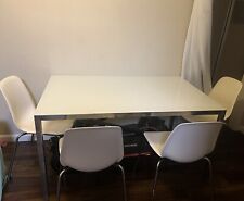 Mesa de jantar branca e prata  comprar usado  Enviando para Brazil