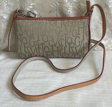 Usado, Bolsa tiracolo VICTOR HUGO bege logotipo couro pequena alça reversível comprar usado Usado, Bolsa tiracolo VICTOR HUGO bege logotipo couro pequena alça reversível comprar usado  Enviando para Brazil