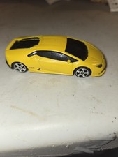 Lamborghini Huracan LP amarelo Maisto escala 1/64 comprar usado  Enviando para Brazil