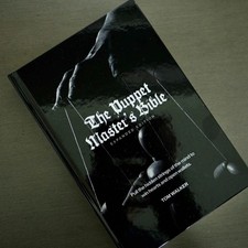 The Puppet Master’s Bible: Expanded Edition Author: Tom Walker comprar usado  Enviando para Brazil