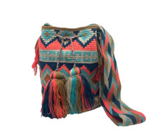Bolsa Wayuu tecida à mão por membros da tribo indígena colombiana 1091 comprar usado Bolsa Wayuu tecida à mão por membros da tribo indígena colombiana 1091 comprar usado  Enviando para Brazil