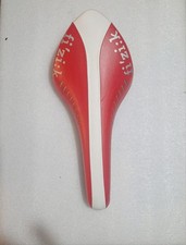 Selim FIZIK ARIONE vermelho 300 x 130 comprar usado Selim FIZIK ARIONE vermelho 300 x 130 comprar usado  Enviando para Brazil