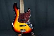 SQUIER CLASSIC VIBE '60s FRETLESS JAZZ BASS, 3 TONS SUNBURST, Int'l Buyer Wel comprar usado  Enviando para Brazil