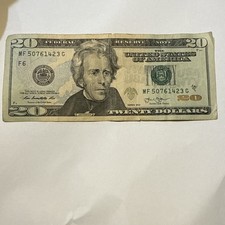 Escada quebrada nota de US$ 20 dólar fantasia número de série 50761423 2013 série comprar usado Escada quebrada nota de US$ 20 dólar fantasia número de série 50761423 2013 série comprar usado  Enviando para Brazil