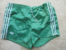 Short adidas vintage d'occasion  Nîmes
