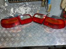 Um conjunto de lanternas traseiras originais para um hatchback de 3 portas Honda Civic 92-95 comprar usado  Enviando para Brazil