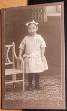 Kleines mädchen schleife gebraucht kaufen Kleines mädchen schleife gebraucht kaufen  Laatzen