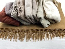 Lot 100 cashmere for sale  Millwood