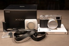 Fujifilm x100v silber gebraucht kaufen  München