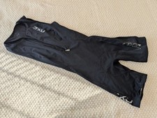 Medium sized 2xu for sale  Farmingville