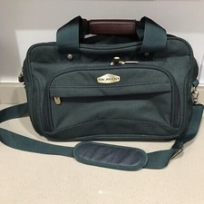 Ricardo green carry for sale  Othello