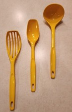 Utensilios de cocina de plástico amarillo Foley de colección cuchara de sopa ranurada con cuchilla segunda mano  Embacar hacia Mexico