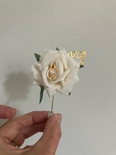 white foam roses for sale  MANCHESTER