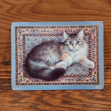 Vintage 1990 Marcas Lesley Ann Bolsa de Feijão Espuma Marfim Azul Lap Desk Gato Malhado comprar usado Vintage 1990 Marcas Lesley Ann Bolsa de Feijão Espuma Marfim Azul Lap Desk Gato Malhado comprar usado  Enviando para Brazil