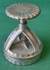 Vecchio stampo pressa usato  Italia