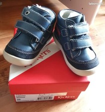 Chaussures bebe portes d'occasion  La Ferté-Alais