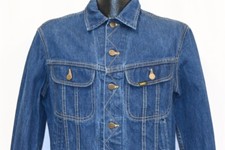 JAQUETA JEANS VINTAGE ANOS 80 LEE DENIM RIDER ZIG ZAG PONTO BOTÃO FRONTAL AZUL 40 comprar usado JAQUETA JEANS VINTAGE ANOS 80 LEE DENIM RIDER ZIG ZAG PONTO BOTÃO FRONTAL AZUL 40 comprar usado  Enviando para Brazil