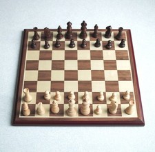 Chess game set d'occasion  Expédié en Belgium