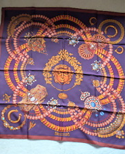 Foulard carré soie d'occasion  Saint-Pée-sur-Nivelle