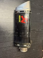 Pot échappement akrapovic d'occasion  La Machine