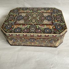 biscuit tins for sale biscuit tins for sale BUSHEY